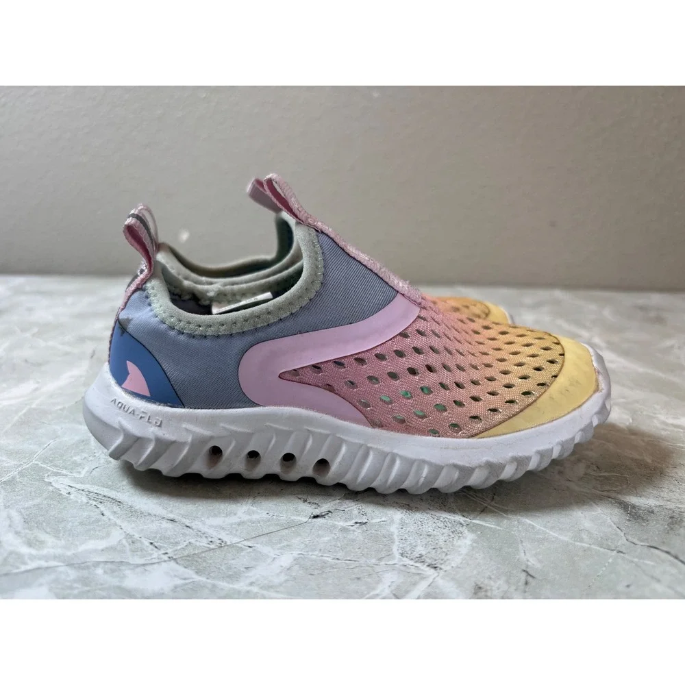 Rugged Shark Kids Aqua Water‎ Shoes Slip On Size 9 Pink Yellow Blue Mesh